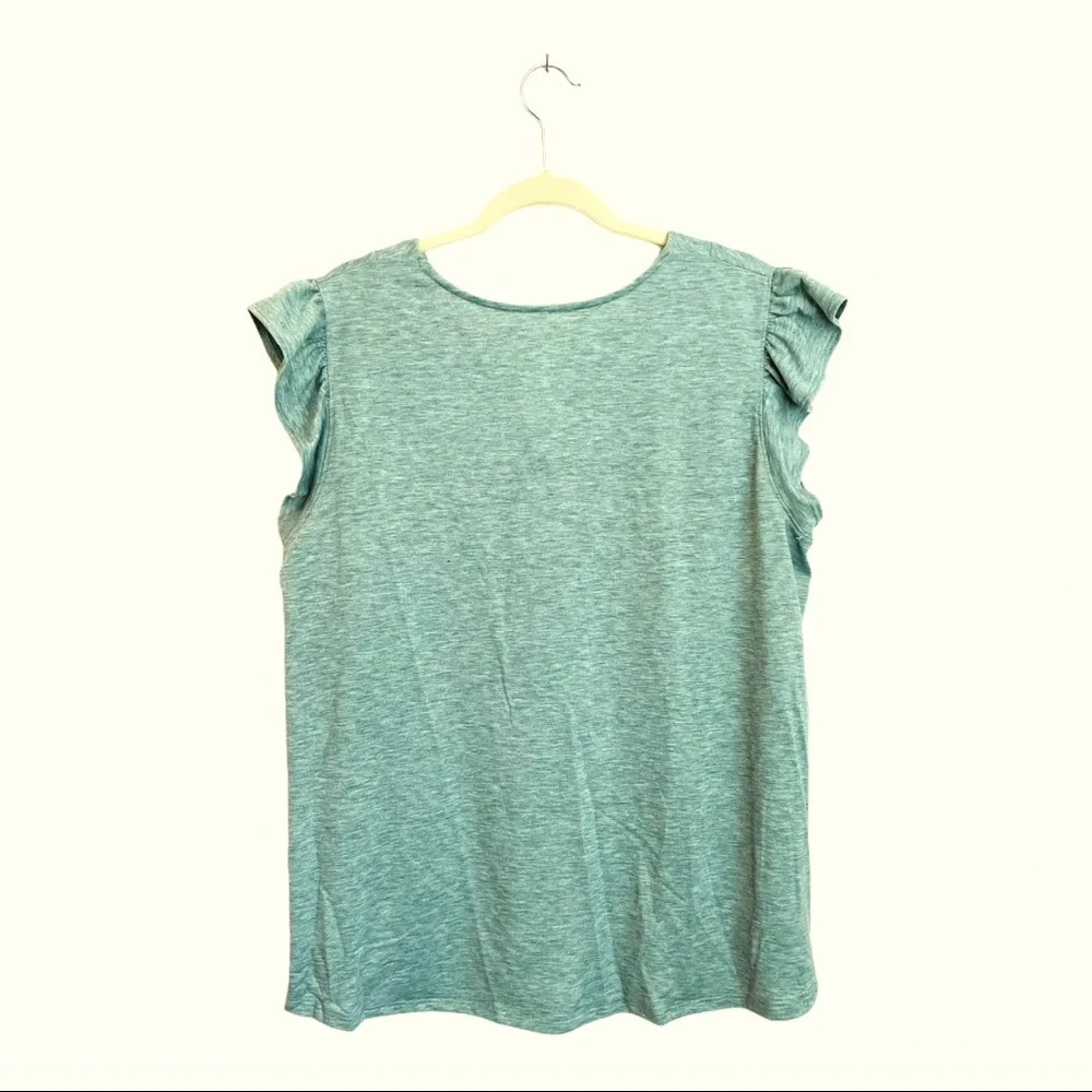 Plus Size Cap Sleeve Peplum Waist Top - Picture 4 of 7